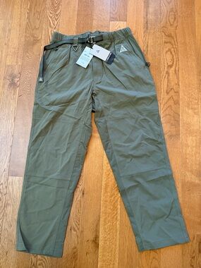 Brand New Nike ACG Hiking Trail Pants Neutral Olive Men’s Size Medium MSRP $125